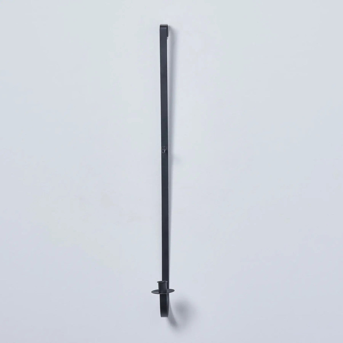 Yulemere Black Metal Wreath Taper Candle Holder detail view 5