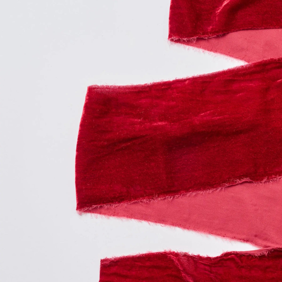Yulemere Burgundy Red Raw Edge Frayed Wide Velvet Ribbon detail view 3