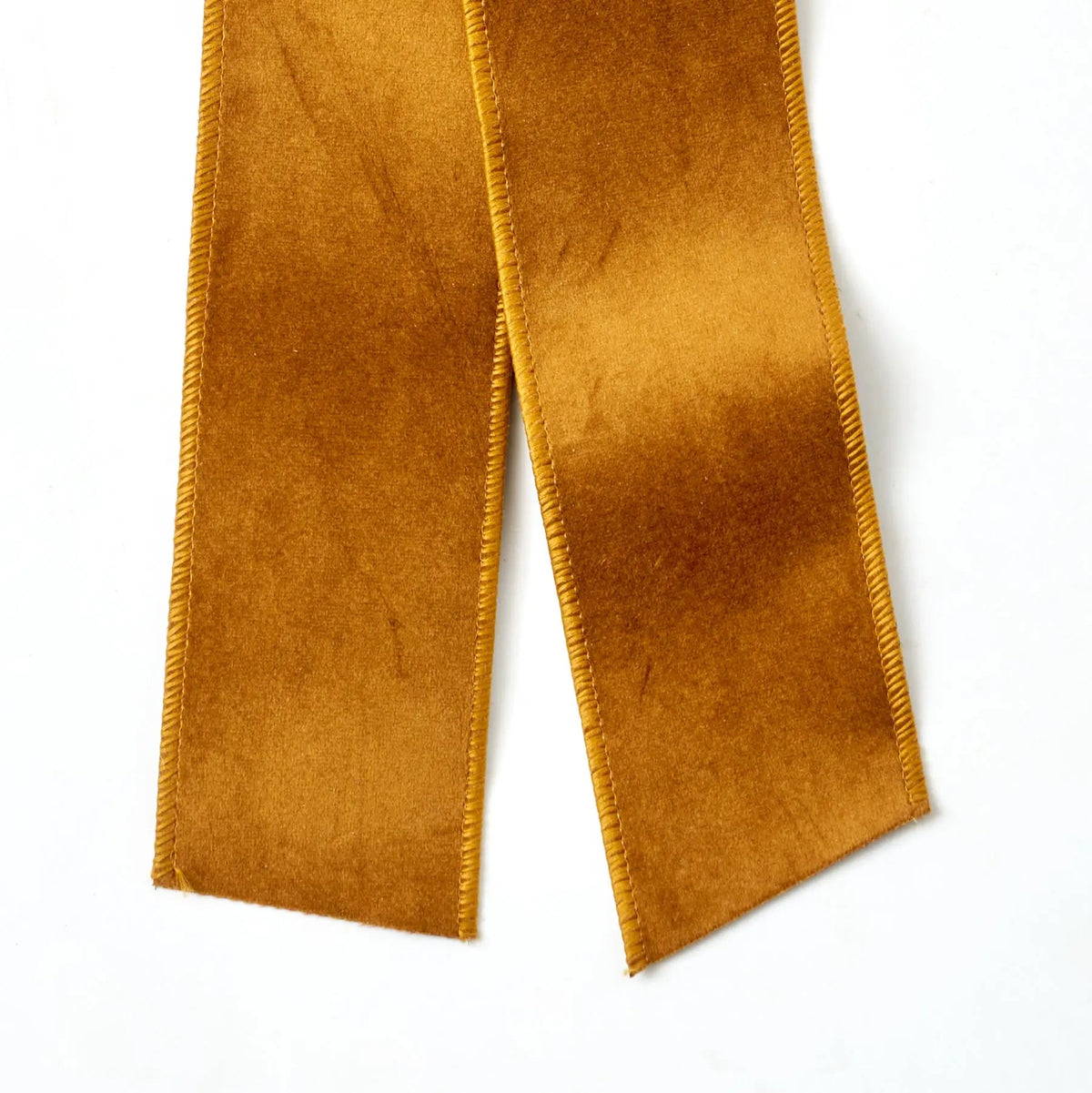 Yulemere Golden Brown Taffeta Wire Lined Hand Tied Drape Loop Bow detail view 2