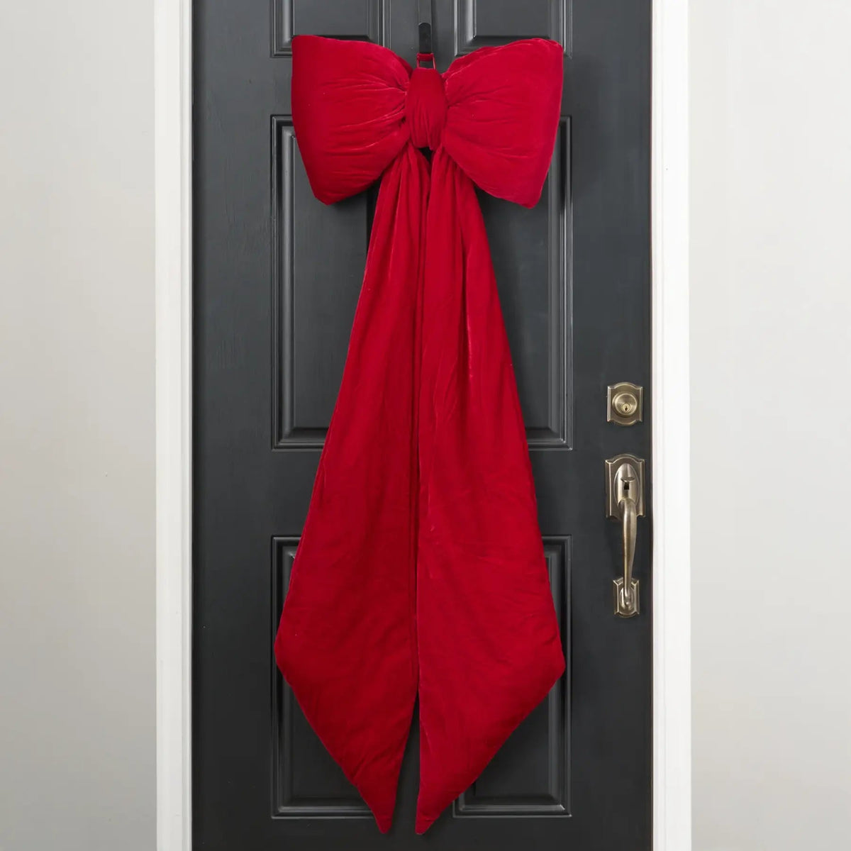 Yulemere Extra Large Red Velvet Puffed Pillow Christmas Bow detail view 3