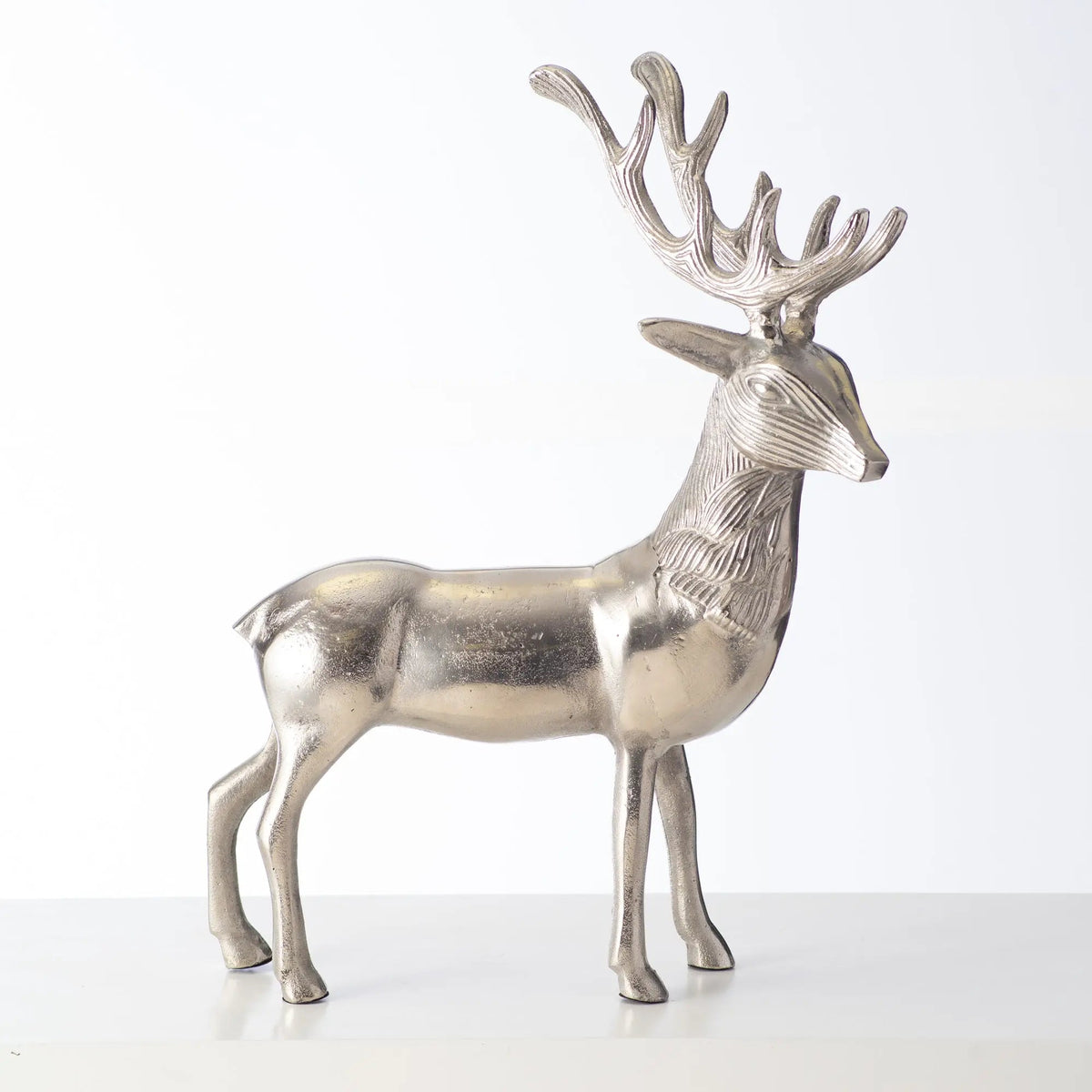 Yulemere Silver Metal Comet Reindeer Sculpture Christmas Decor overall view