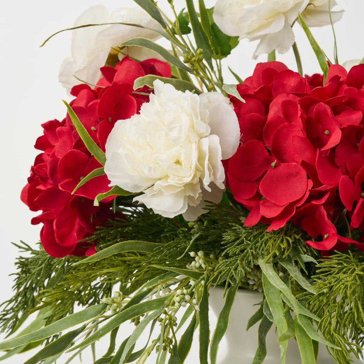 Yulemere Home for the S Red Hydrangea Mini White Holiday Centerpiece overall view