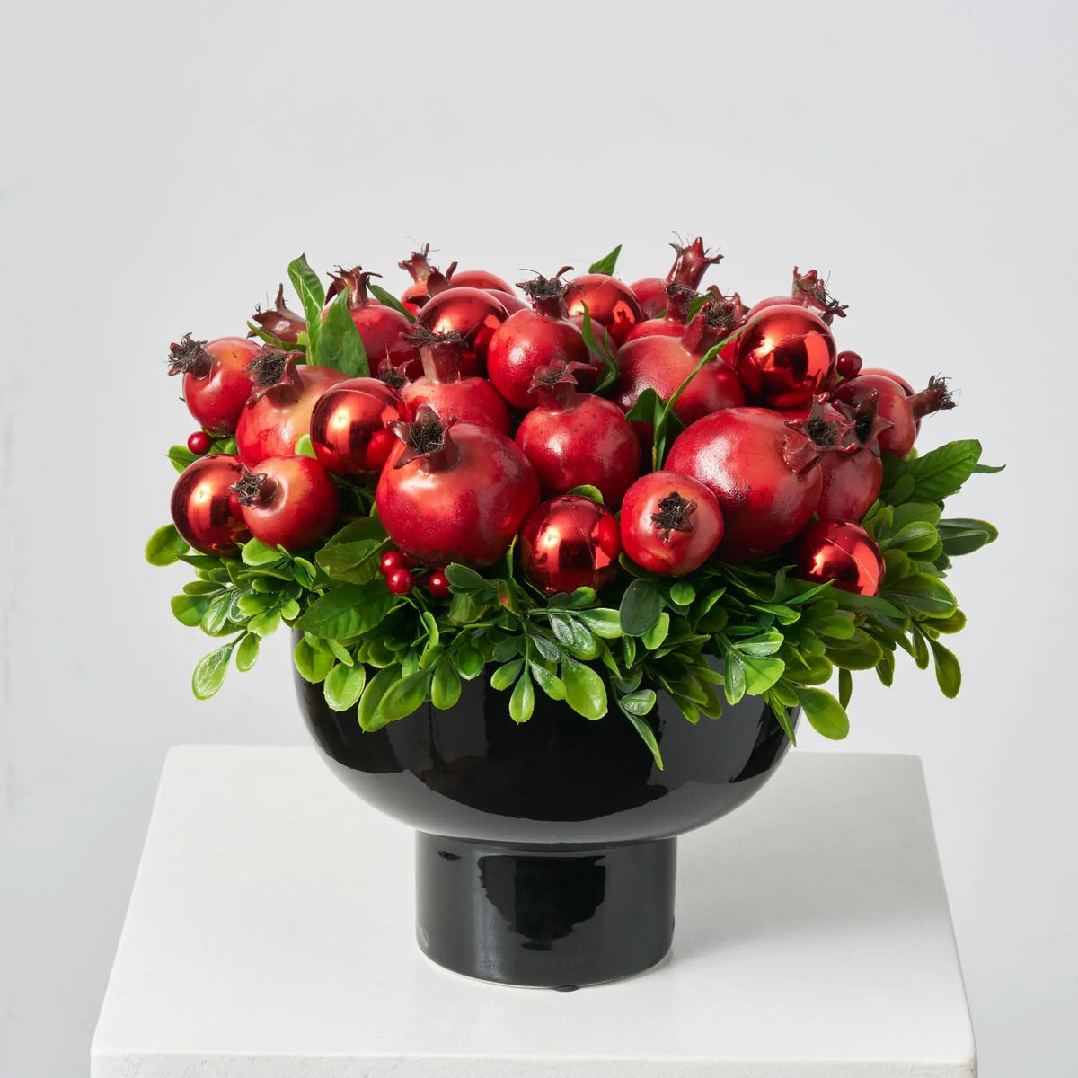 Yulemere Christmas Crown of Pomegranates and Red Ornament detail view 2