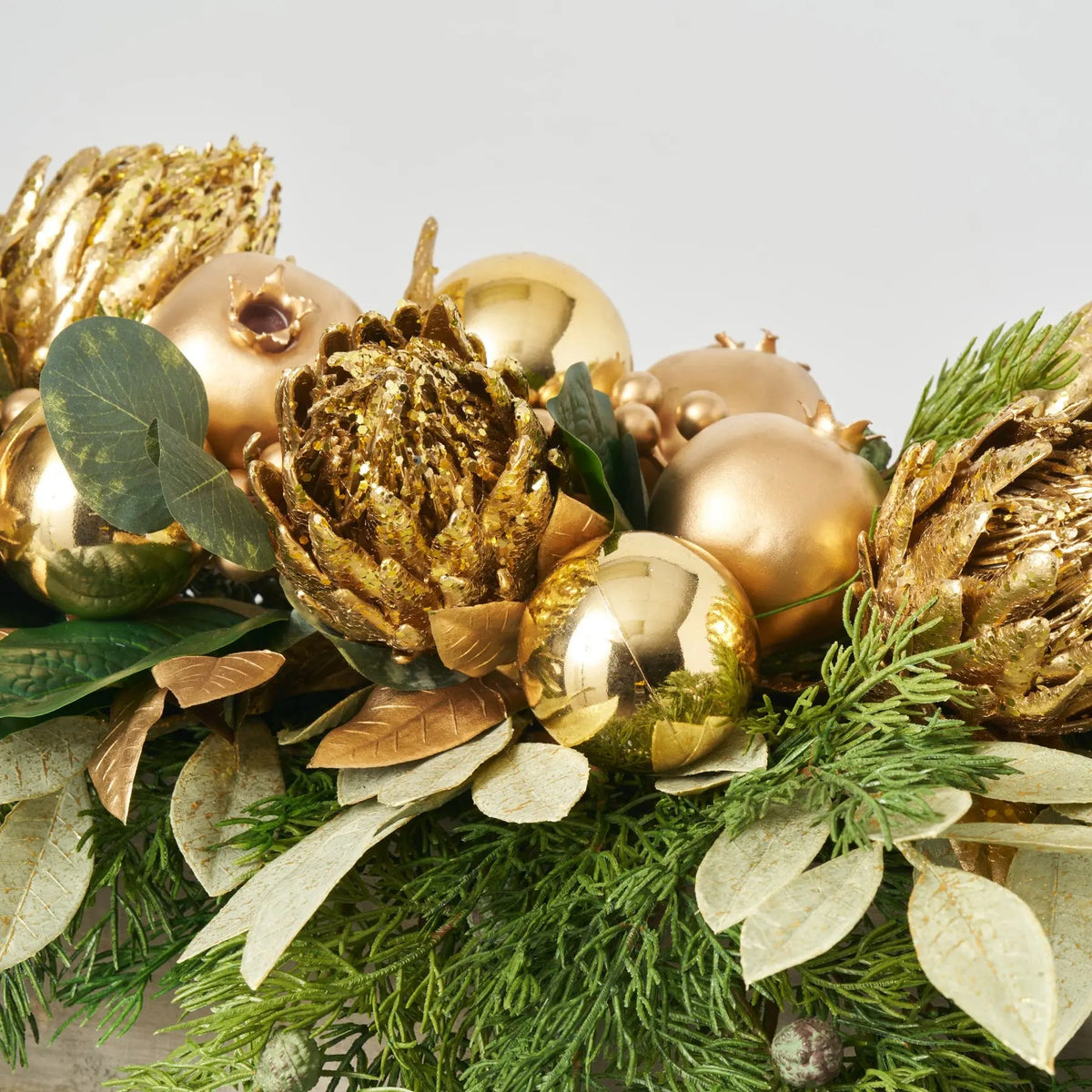Yulemere All That Glitters Gold Sparkle King Protea Holiday Centerpiece detail view 3