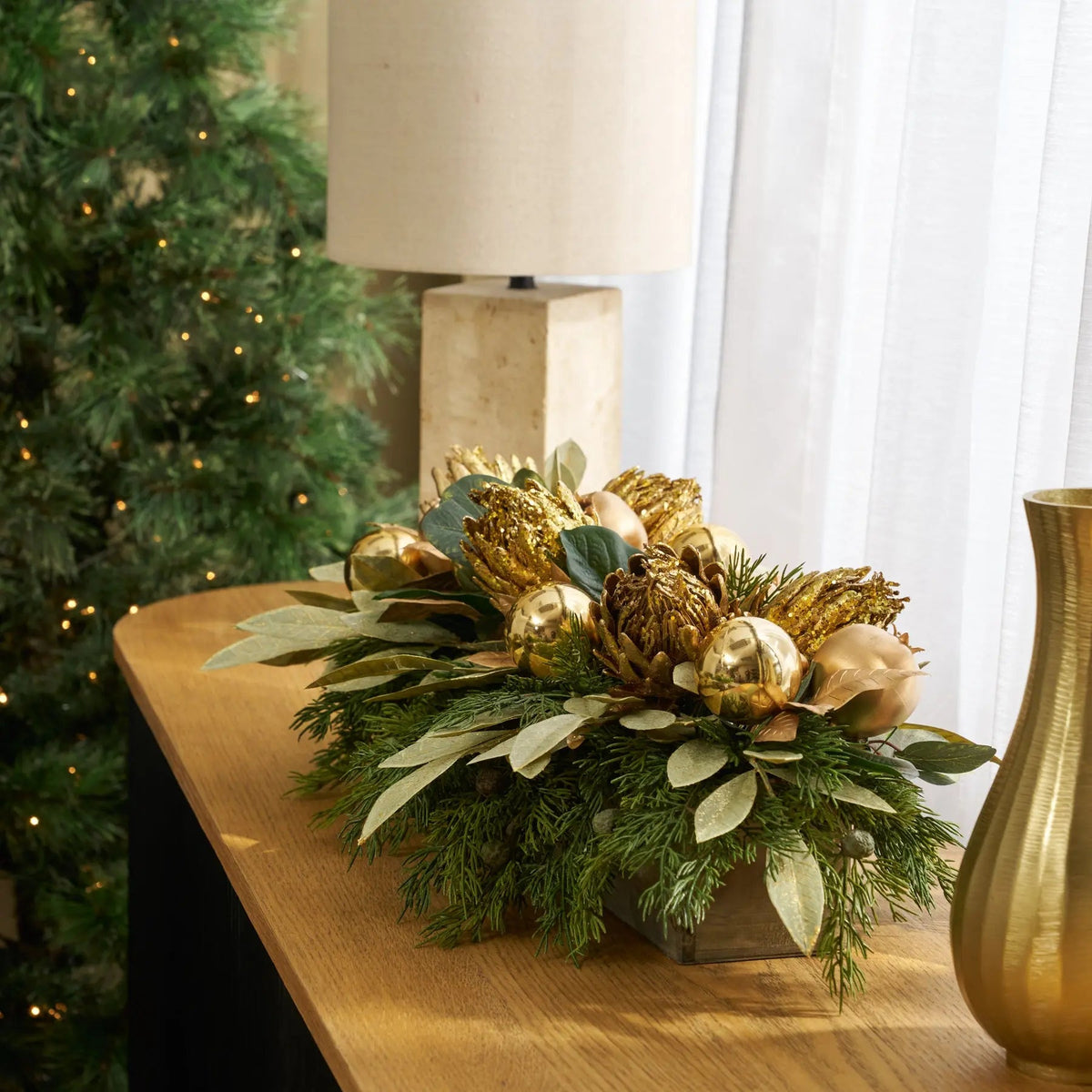 Yulemere All That Glitters Gold Sparkle King Protea Holiday Centerpiece overall view
