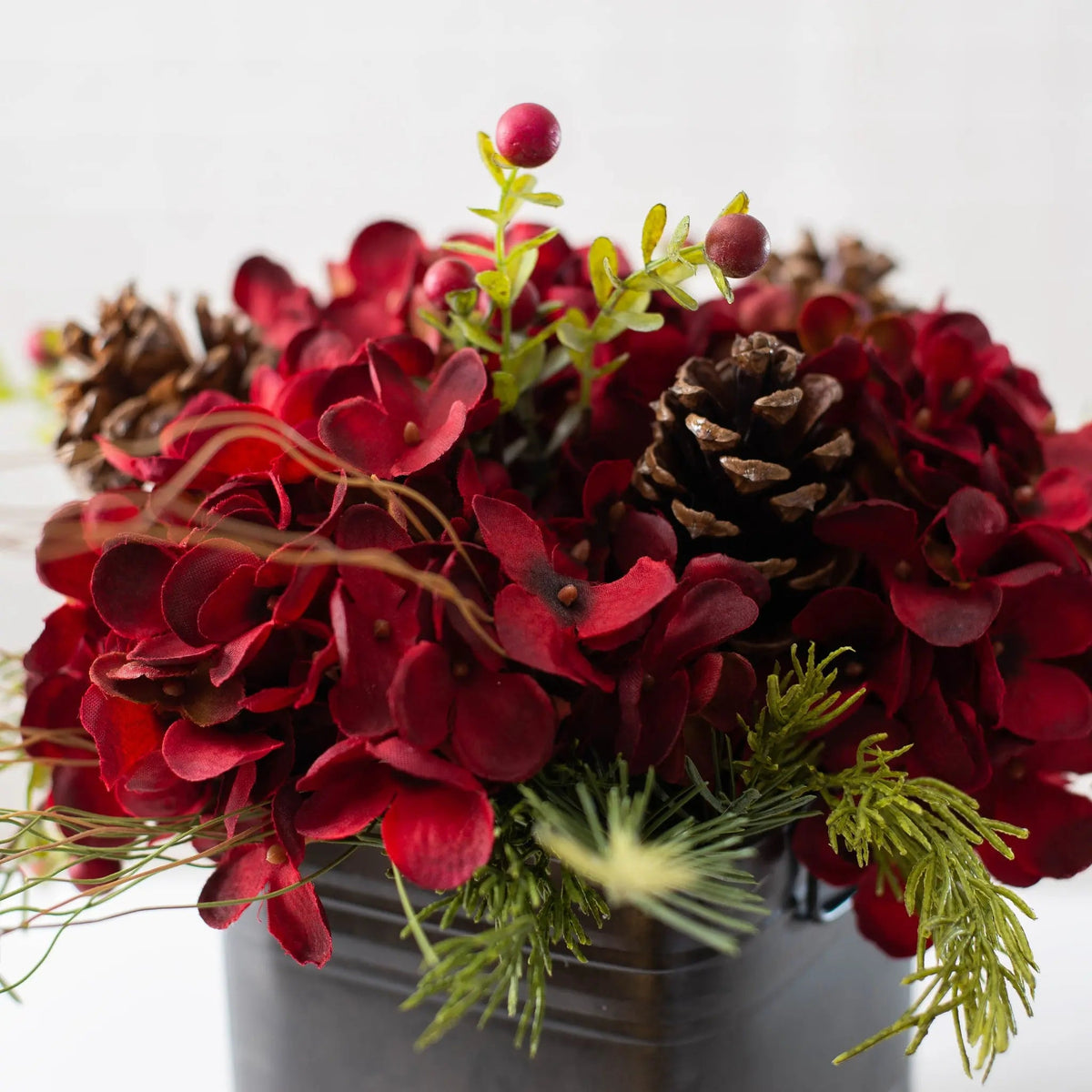 Yulemere Burgundy Red Hydrangea Wild Cranberry Holiday Centerpiece detail view 5