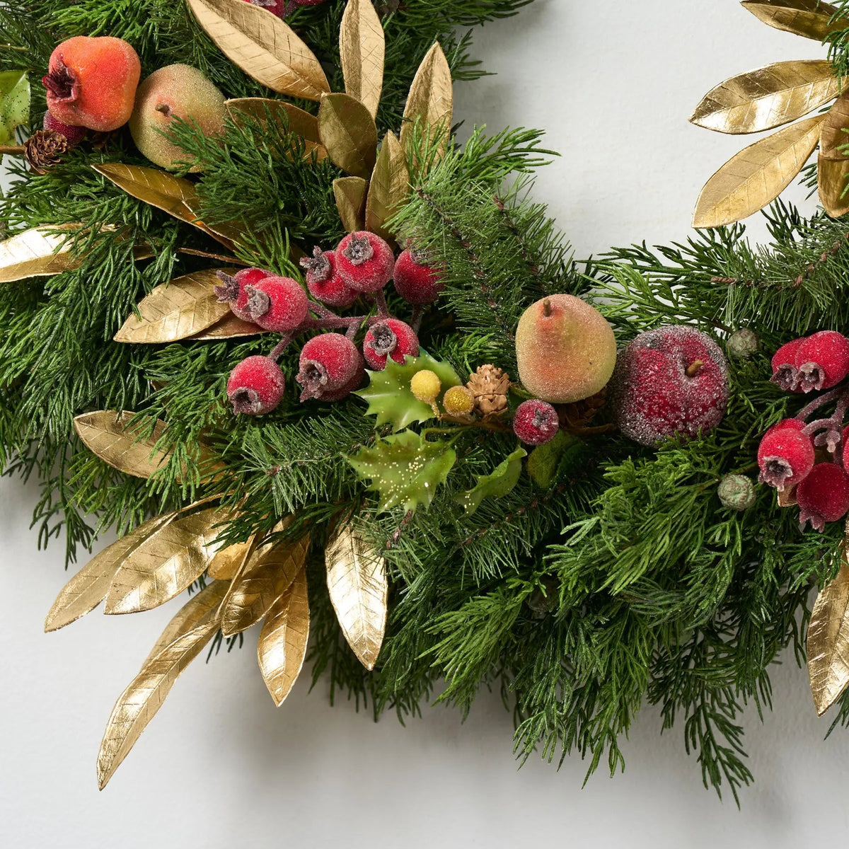 Yulemere Della Robbia Style Christmas Wreath overall view