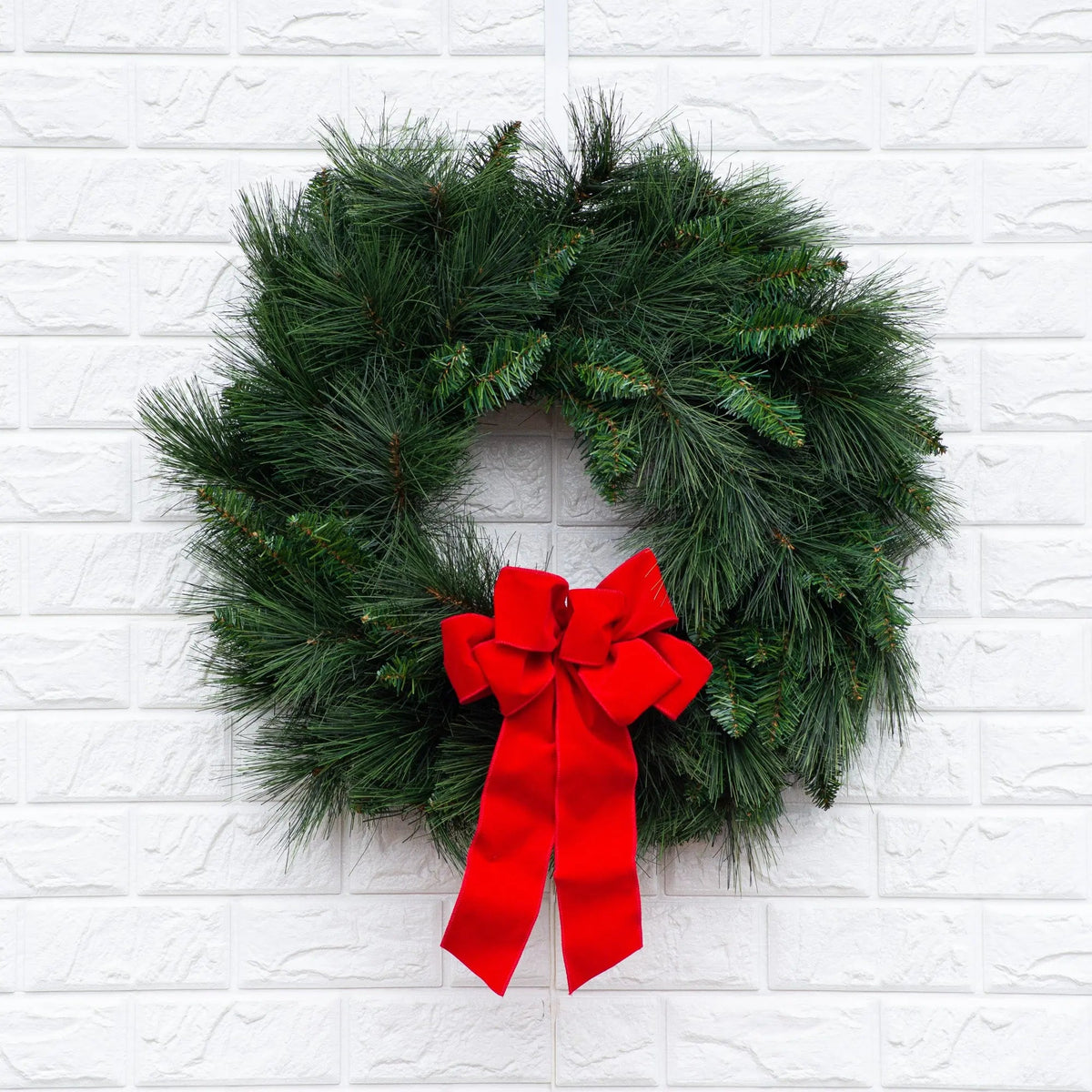 Yulemere Outdoor UV Protected Long Needle Pine Christmas Wreath overall view