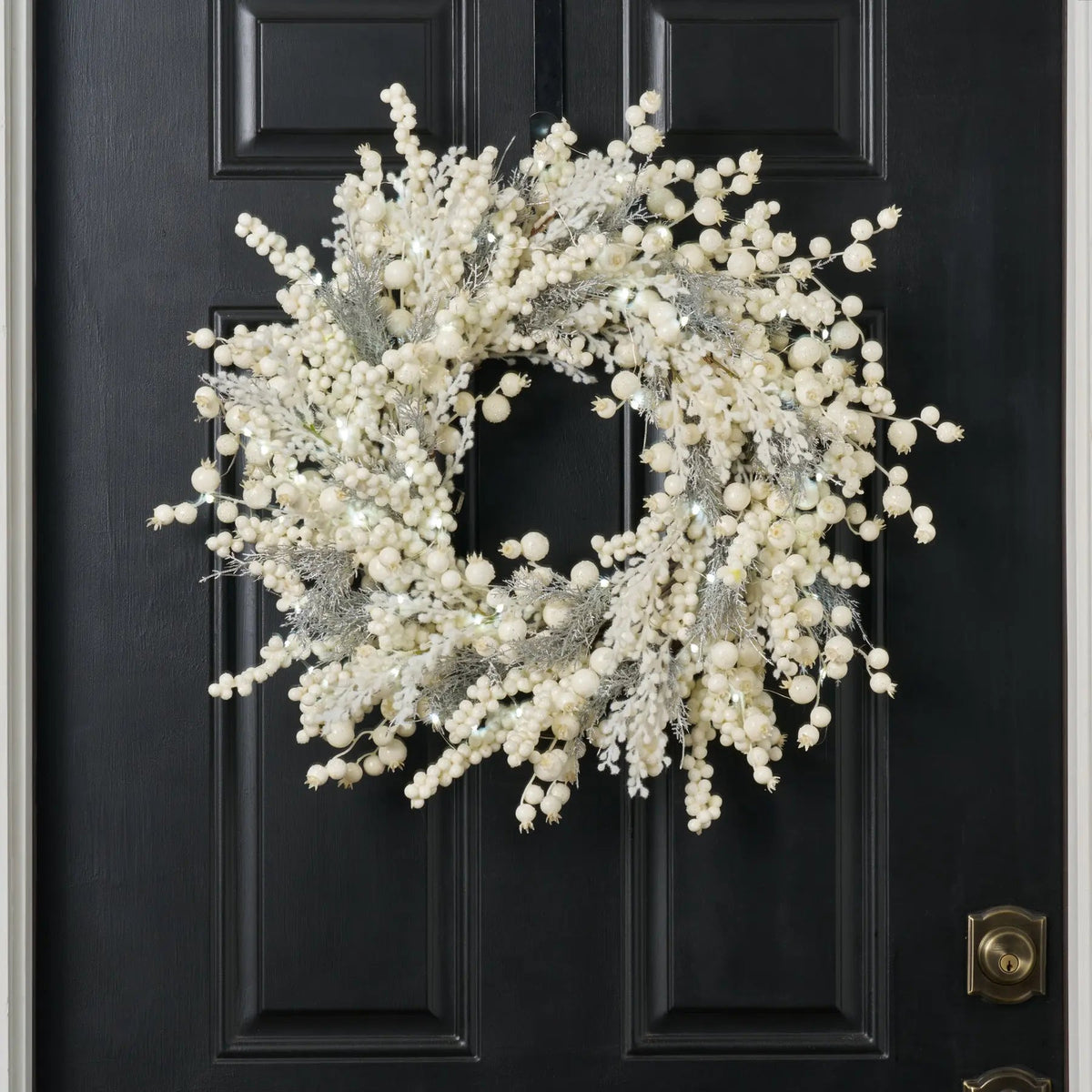 Yulemere Cream Glitter Berry White Christmas Wreath overall view
