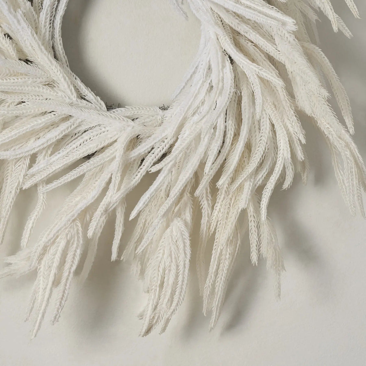 Yulemere Real Touch White Norfolk Christmas Wreath detail view 3