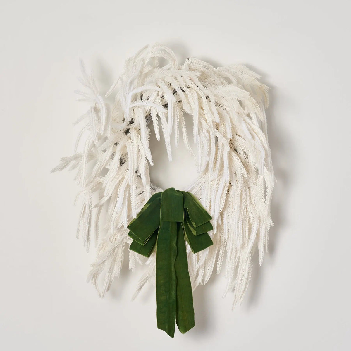 Yulemere Real Touch White Norfolk Christmas Wreath detail view 6