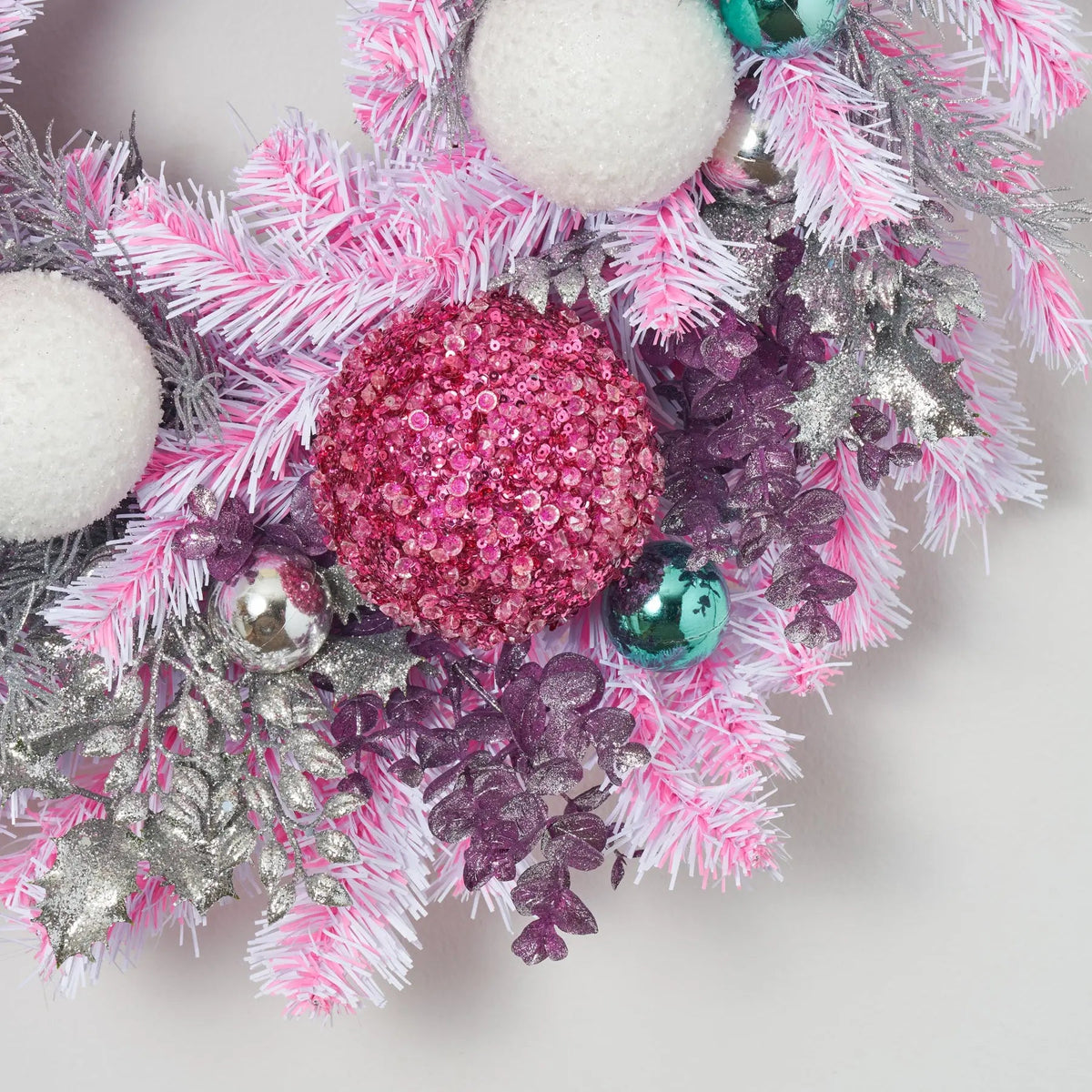 Yulemere The Dream House Glittered Metallic Pine Wreath overall view