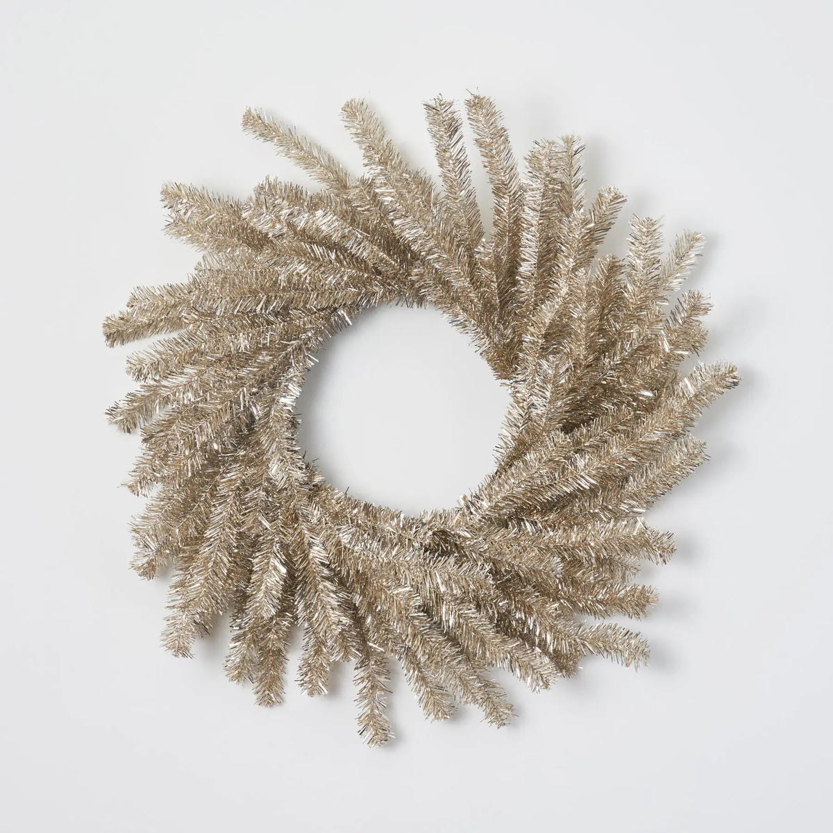 Yulemere Silver and Gold Metallic Soft Touch Tinsel Wreath detail view 4