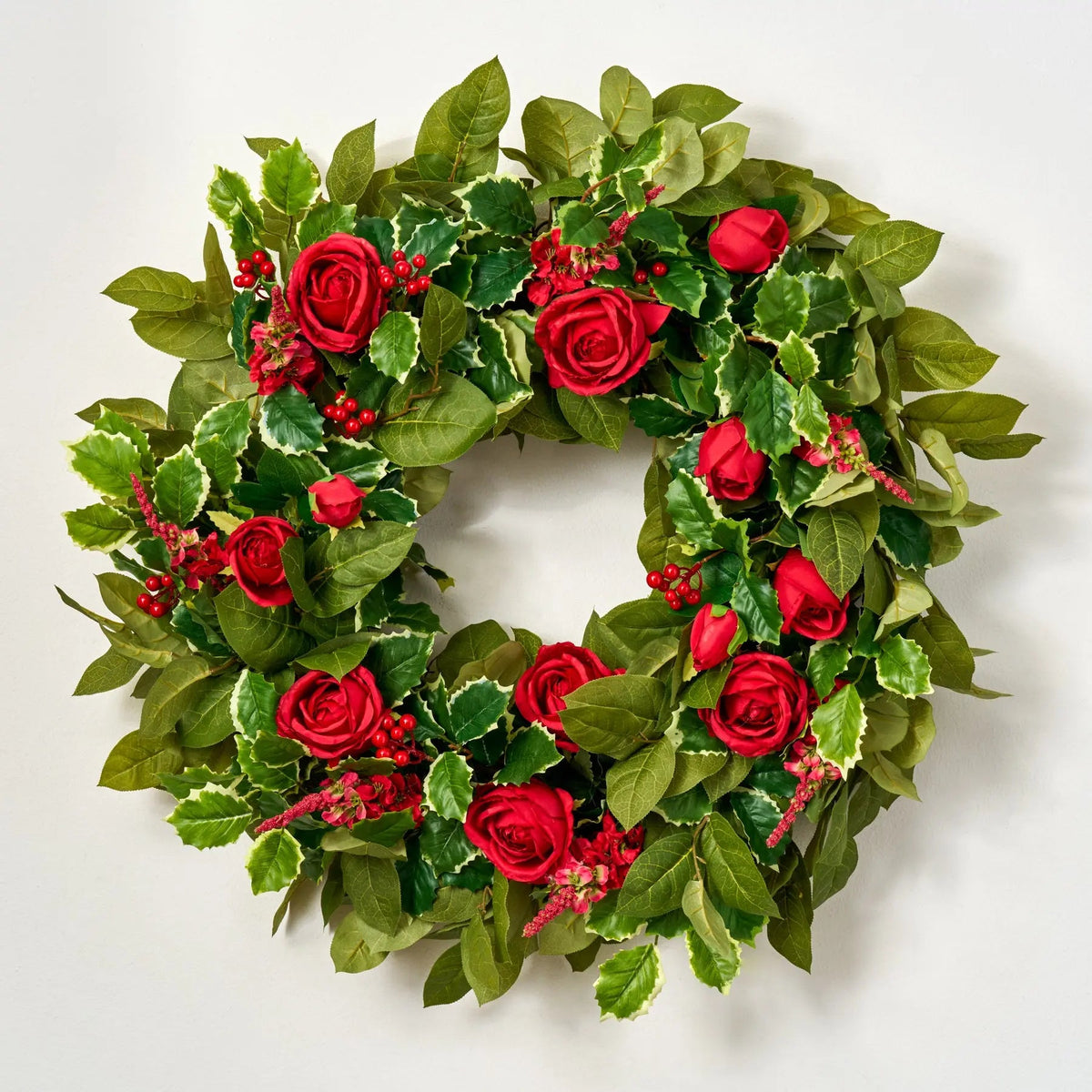 Yulemere Holly Jolly Christmas Red Rose Green Salal Wreath detail view 3