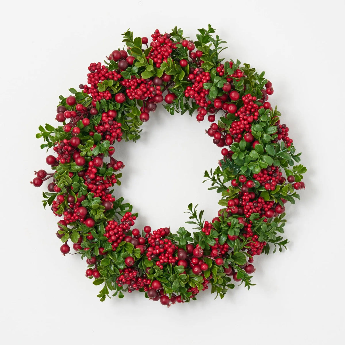 Yulemere Lifelike Green Boxwood and Mixed Red Berry Christmas Wreath detail view 4