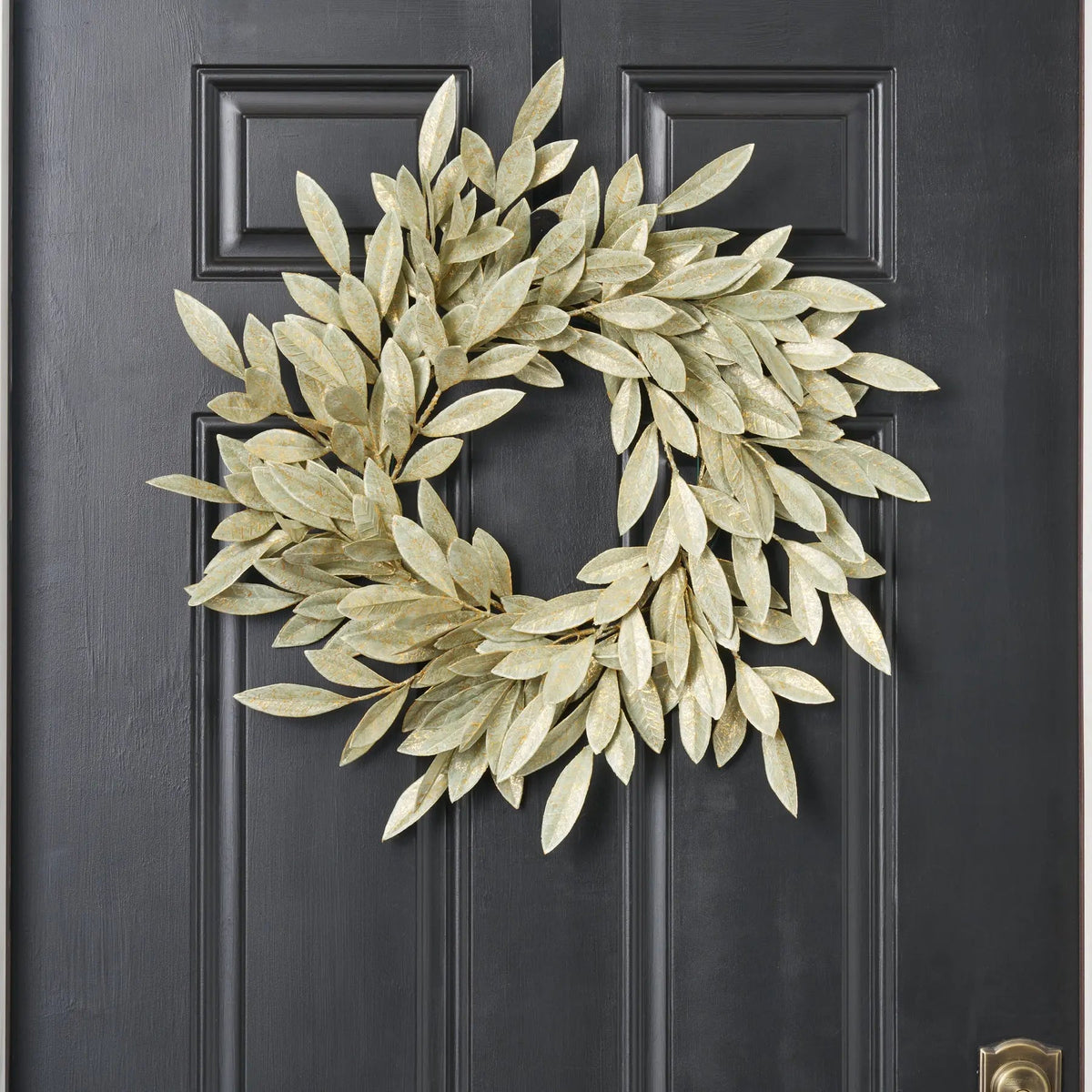Yulemere Sage Green Gold Brushed Bay Leaf Fall Christmas Wreath detail view 3