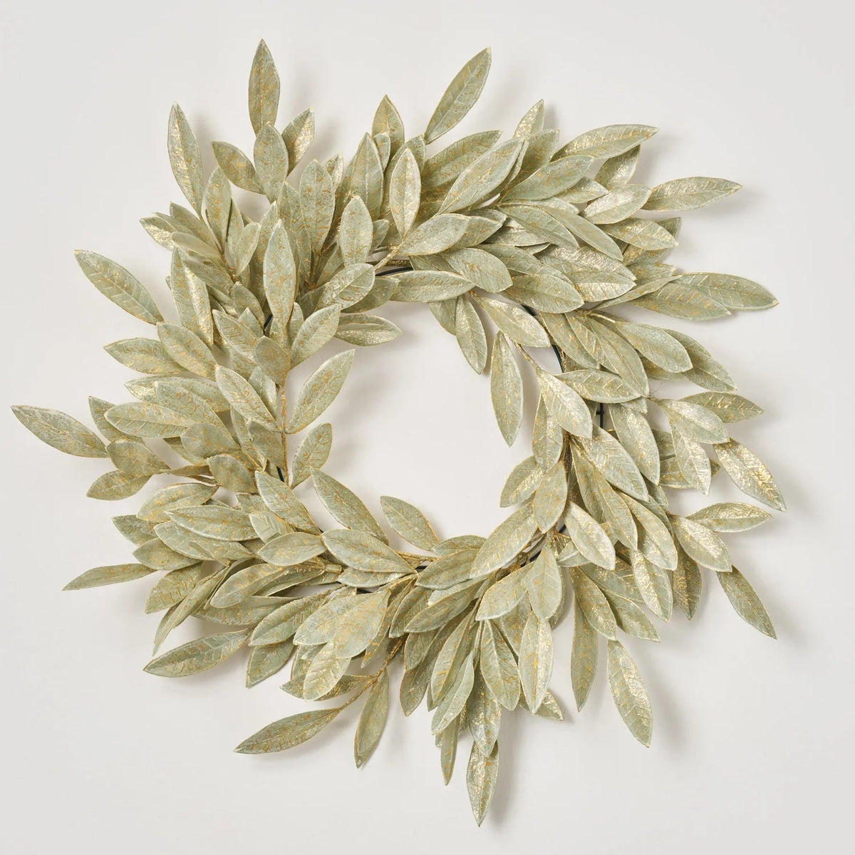 Yulemere Sage Green Gold Brushed Bay Leaf Fall Christmas Wreath detail view 2