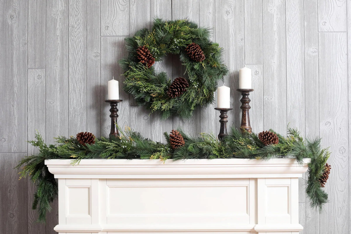 Yulemere Classic Greens and Pinecone Christmas Garland detail view 5