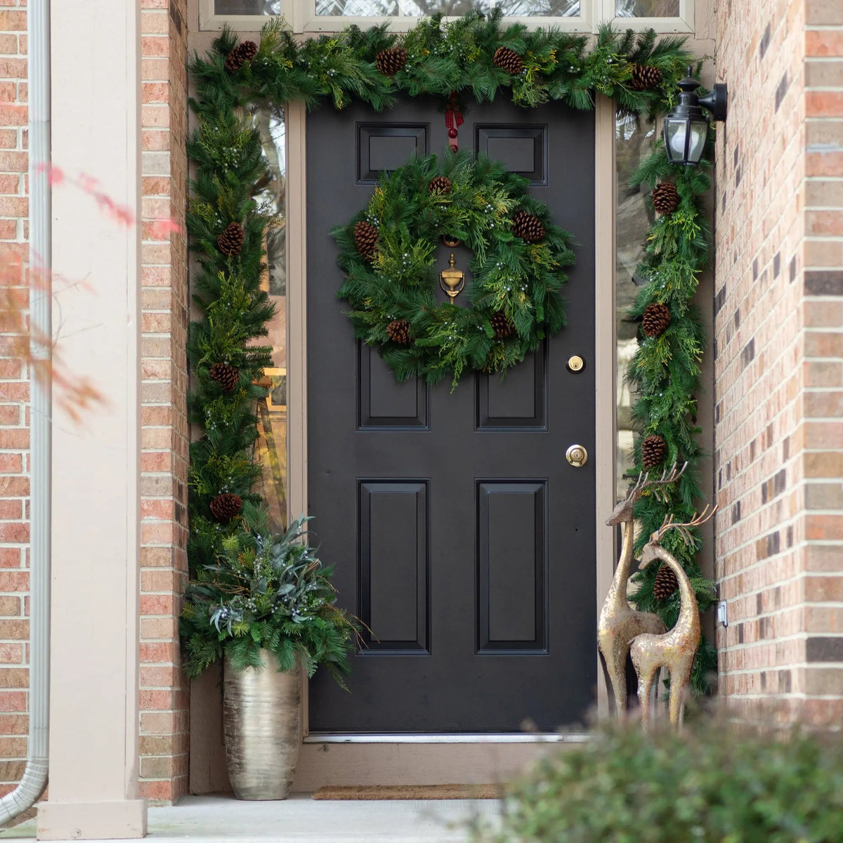 Yulemere Classic Greens and Pinecone Christmas Wreath detail view 5