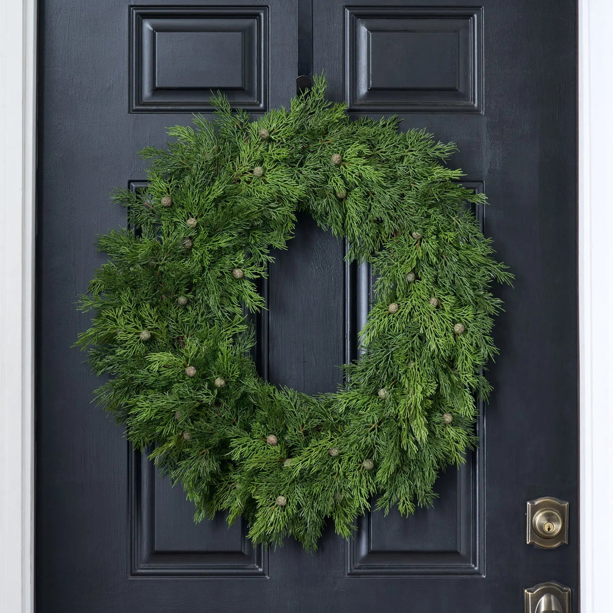 Yulemere Real Touch Seeding Juniper Berry Large Front Door Wreath detail view 2