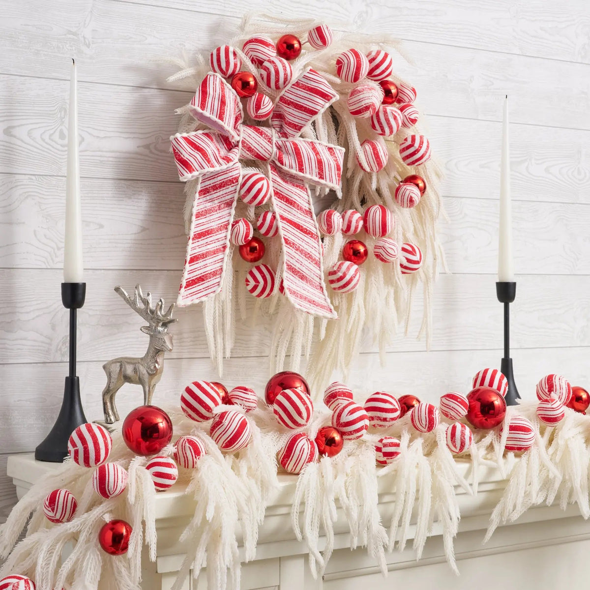 Yulemere Real Touch White Norfolk Pine Christmas Garland White detail view 4