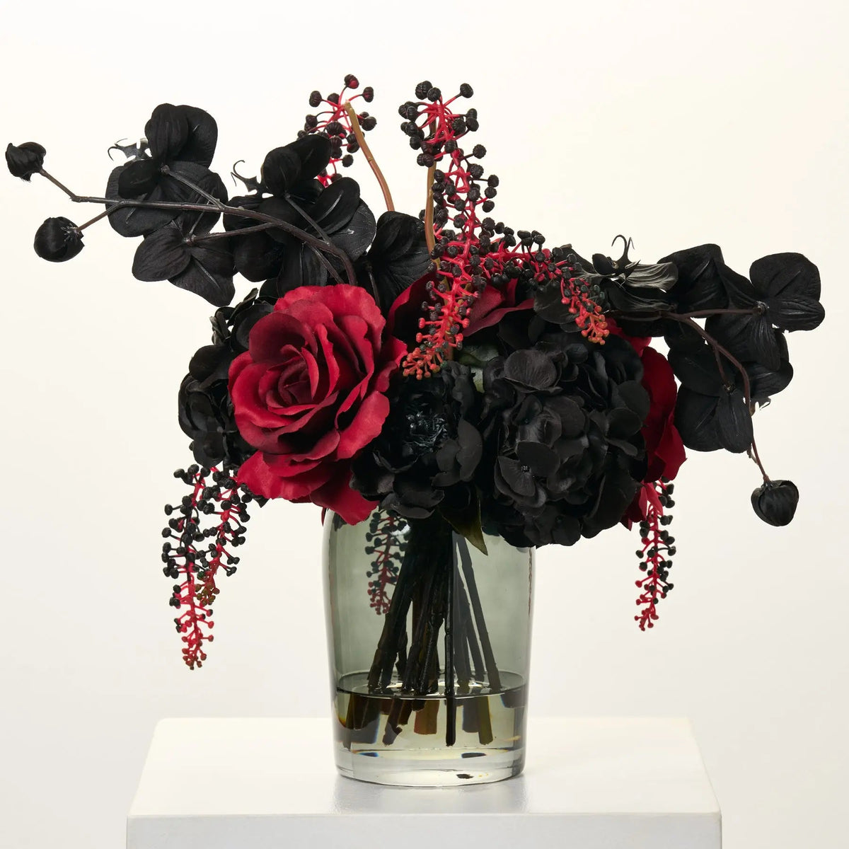 Yulemere Gothic Romance Noir Red Queen Rose Black Holiday Centerpiece overall view
