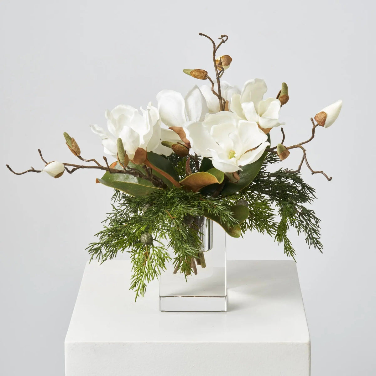 Yulemere Lifelike Cedar Magnolia Leaf Bloom Branch Stem detail view 4