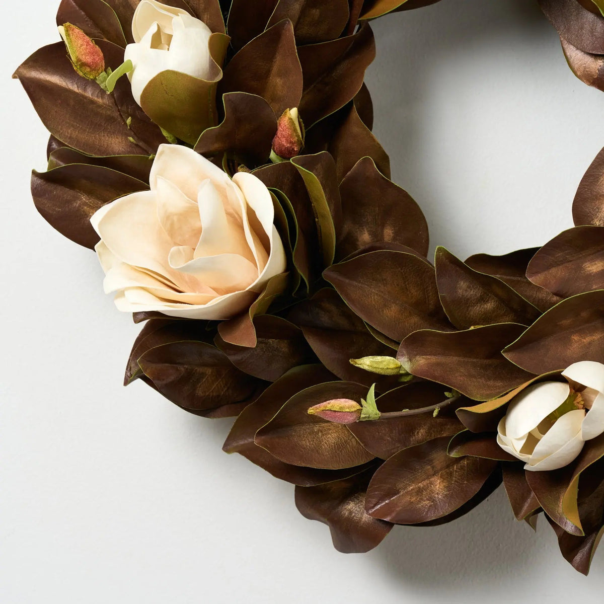 Yulemere Real Touch Golden Brown Magnolia Bloom Wreath detail view 4
