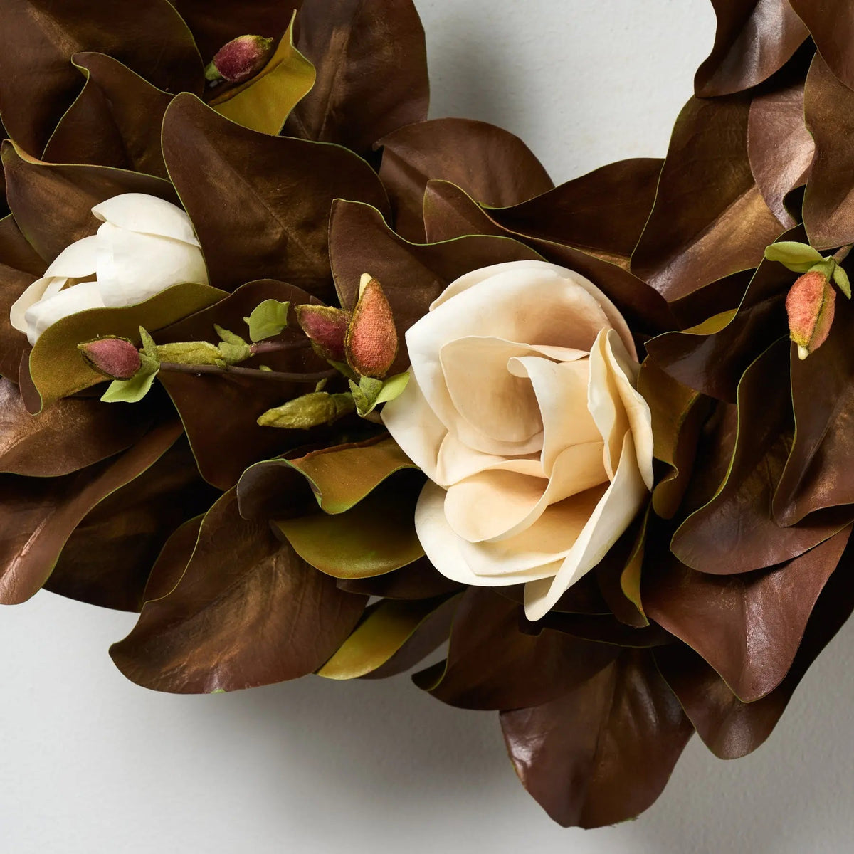 Yulemere Real Touch Golden Brown Magnolia Bloom Wreath detail view 3