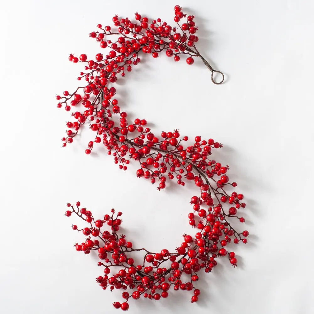 Yulemere Waterproof Red Berry Christmas Mantle Garland detail view 2