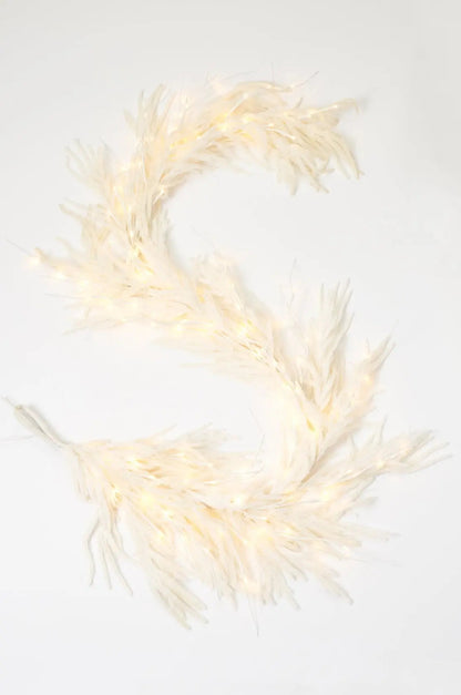 Yulemere pre lit Real Touch white Norfolk pine Christmas garland detail view 5