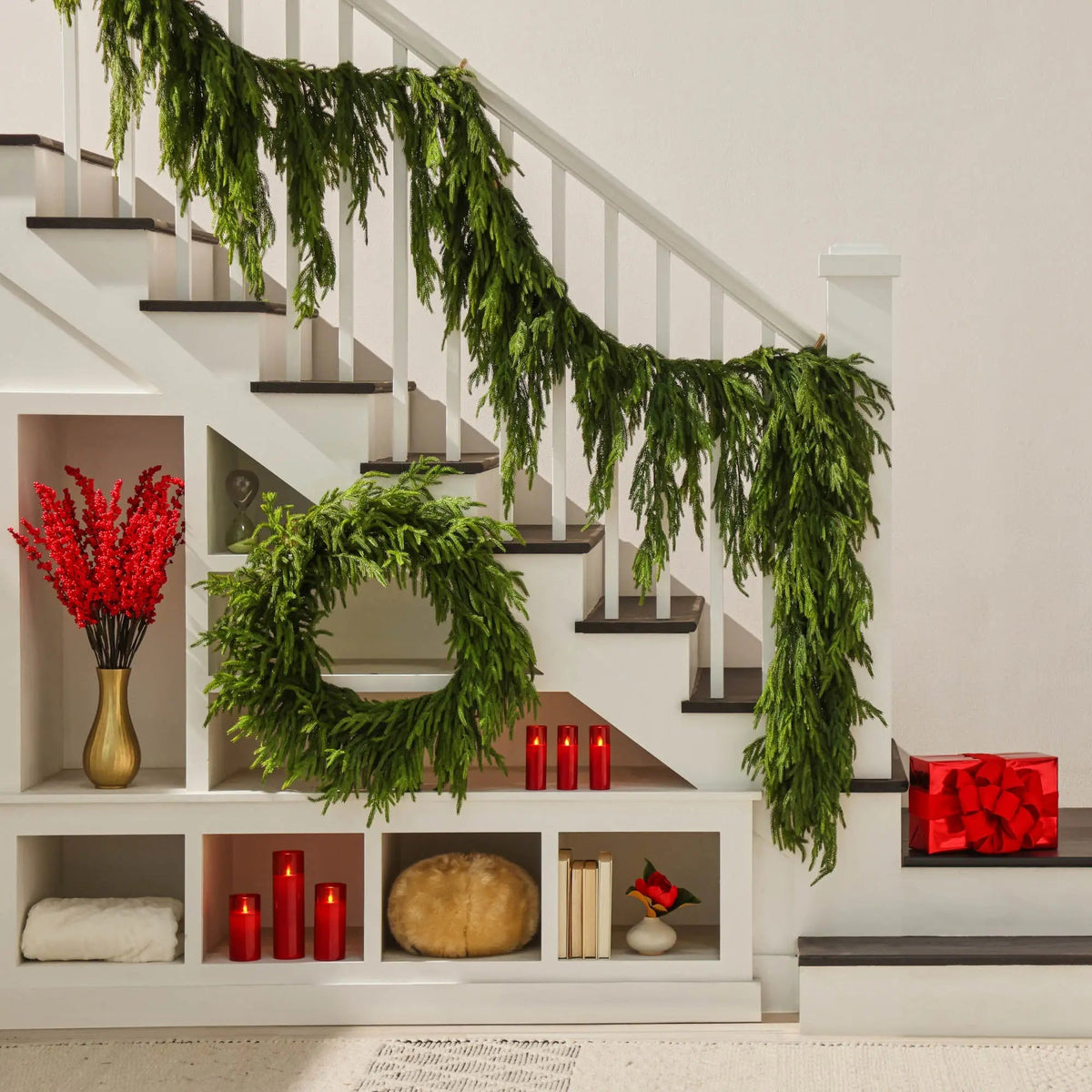 Yulemere Draping Real Touch Norfolk Pine Christmas Garland detail view 4