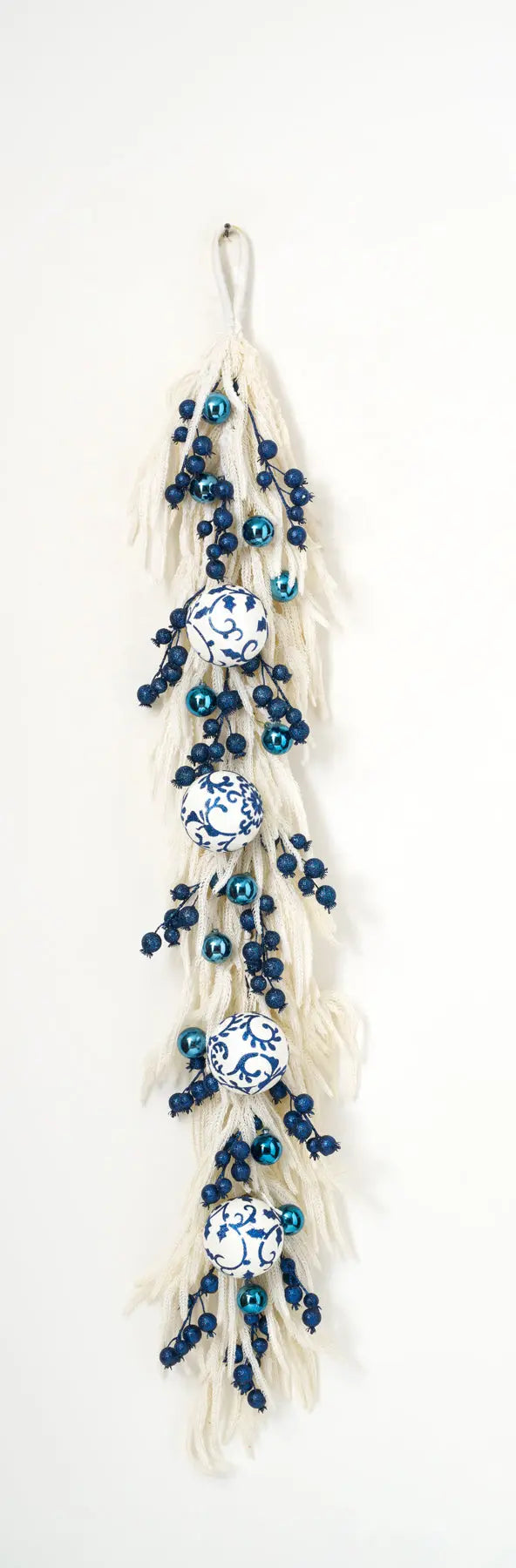 Yulemere White Norfolk Slate Blue Christmas Garland overall view