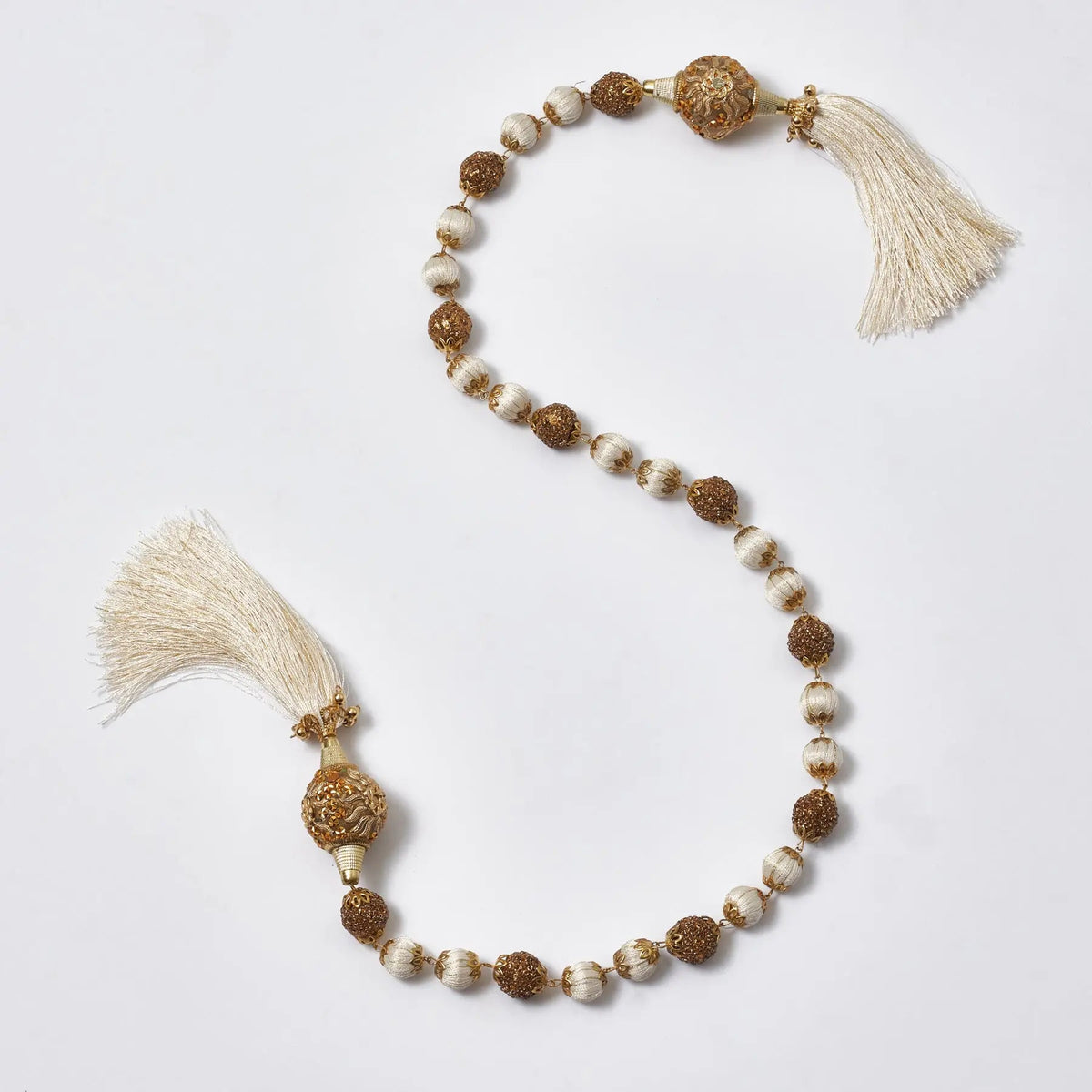 Yulemere Ivory and Gold Beaded Ball Tassel Christmas Garland detail view 2