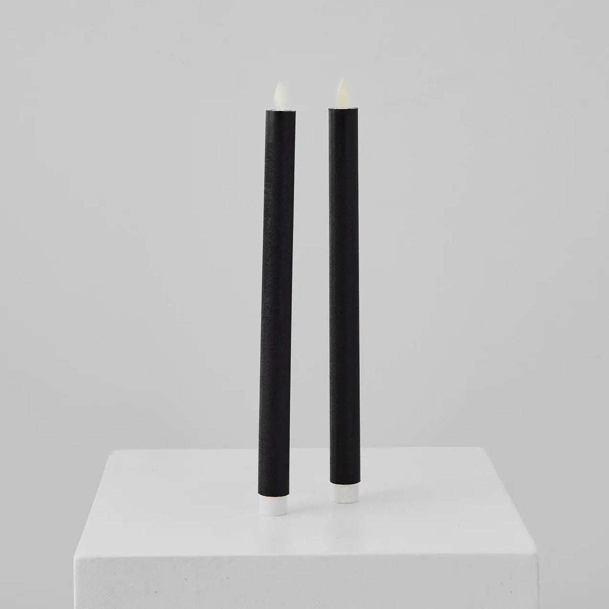 Yulemere Moving Flameless LED Black 14 Inch Taper Candles detail view 2