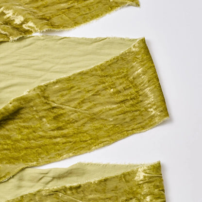 Yulemere Moss Green Raw Edge Frayed Wide Velvet Ribbon detail view 3
