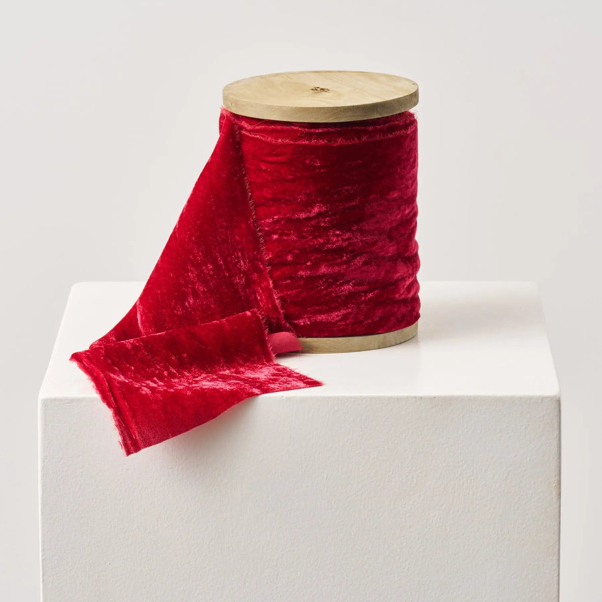 Yulemere Burgundy Red Raw Edge Frayed Wide Velvet Ribbon detail view 2