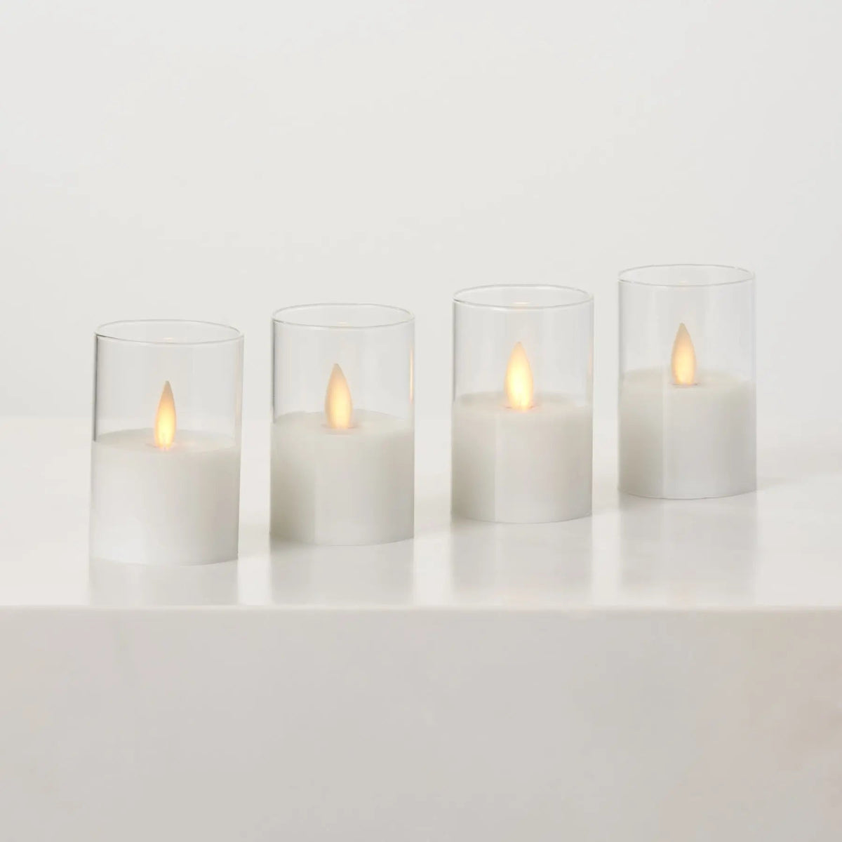 Yulemere Moving Flameless LED White Glass Rechargeable Candle detail view 3