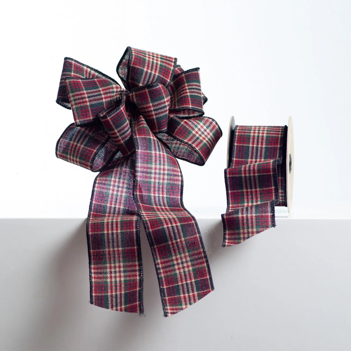 Yulemere Red White Blue Green Tweed Tied Bow overall view