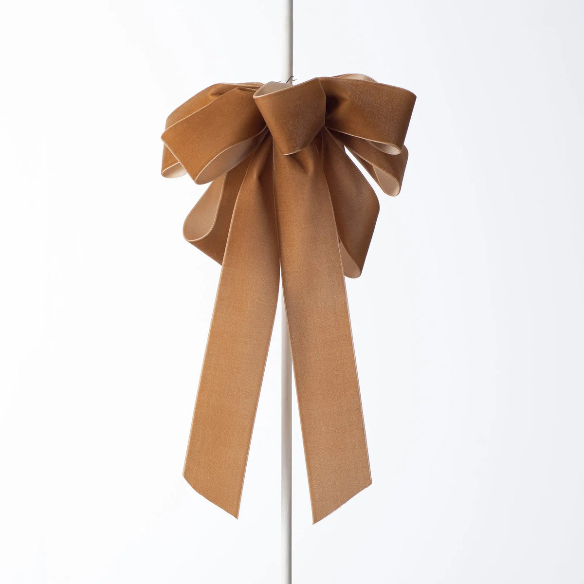 Yulemere Lux Tawny Sand Velvet Drape Loop Bow detail view 2