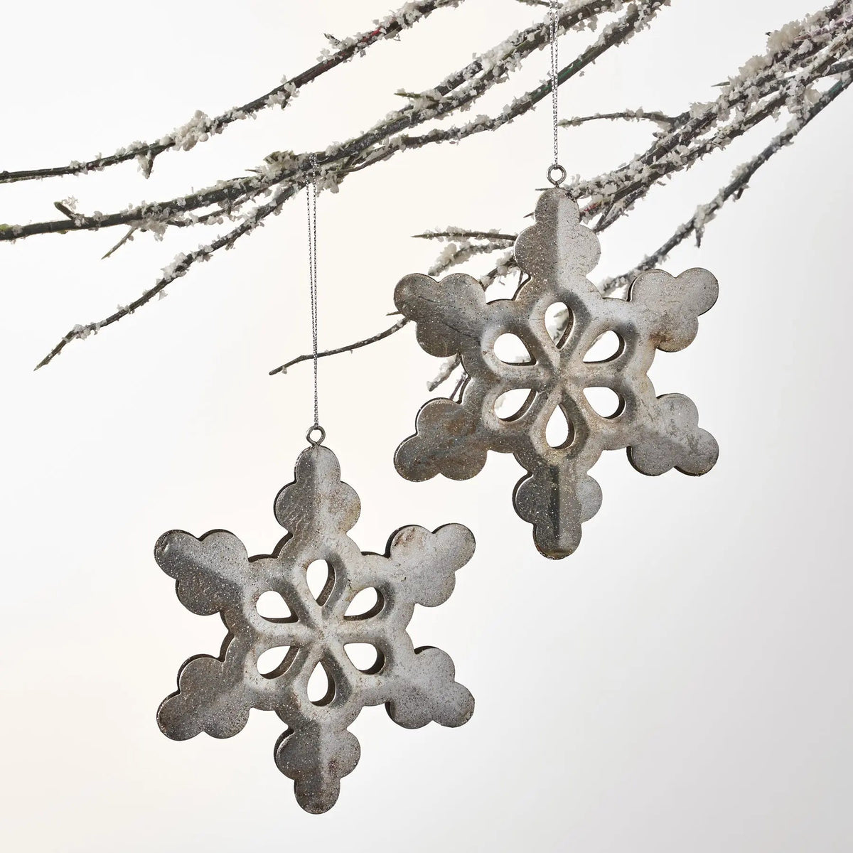 Yulemere Galvanized Metal and Silver Glitter Curved Christmas Ornament overall view