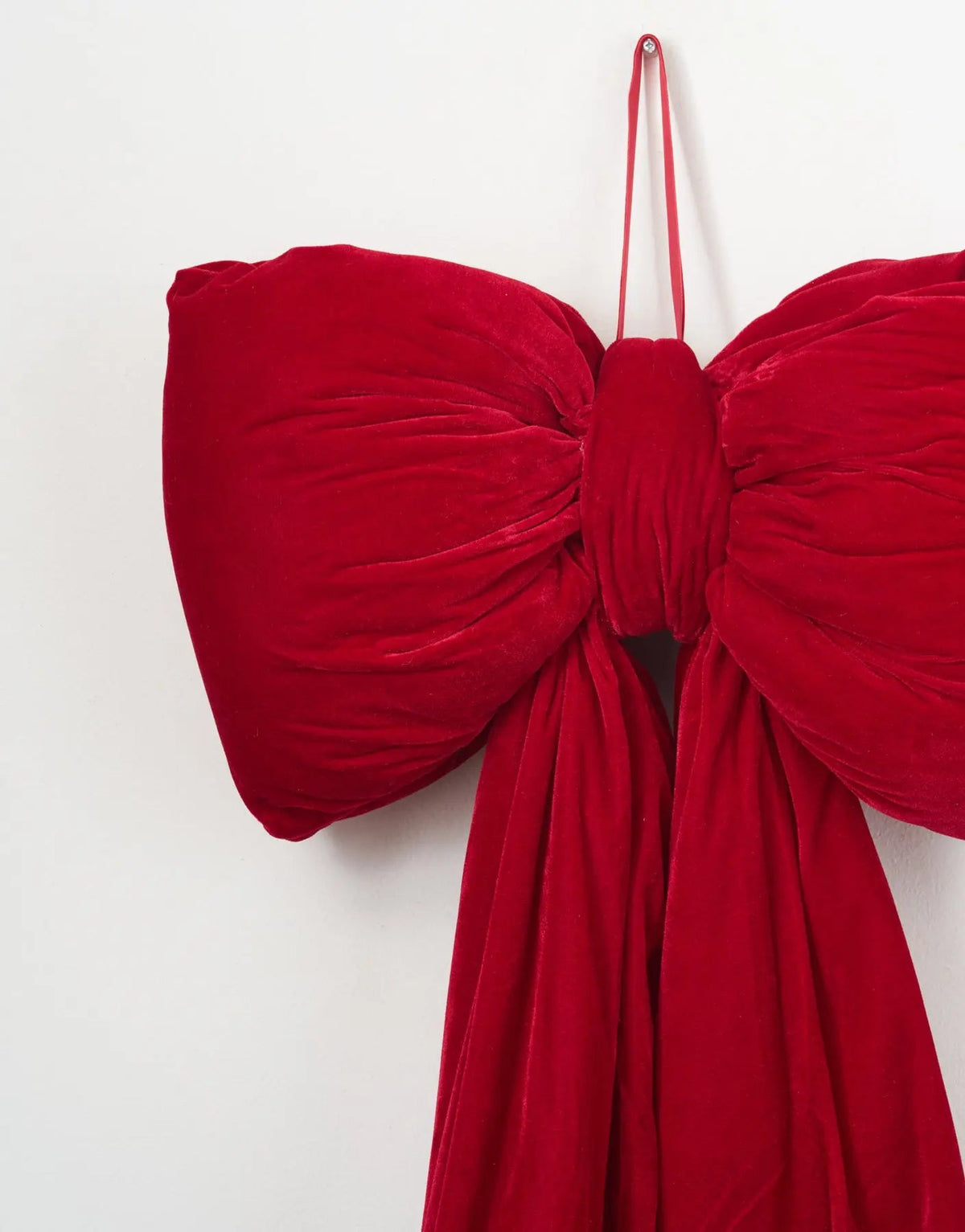 Yulemere Extra Large Red Velvet Puffed Pillow Christmas Bow detail view 4