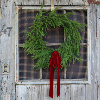 Yulemere Real Touch Norfolk Pine Christmas Wreath detail view 3