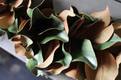 Yulemere Real Touch Magnolia Leaf Christmas Garland detail view 3