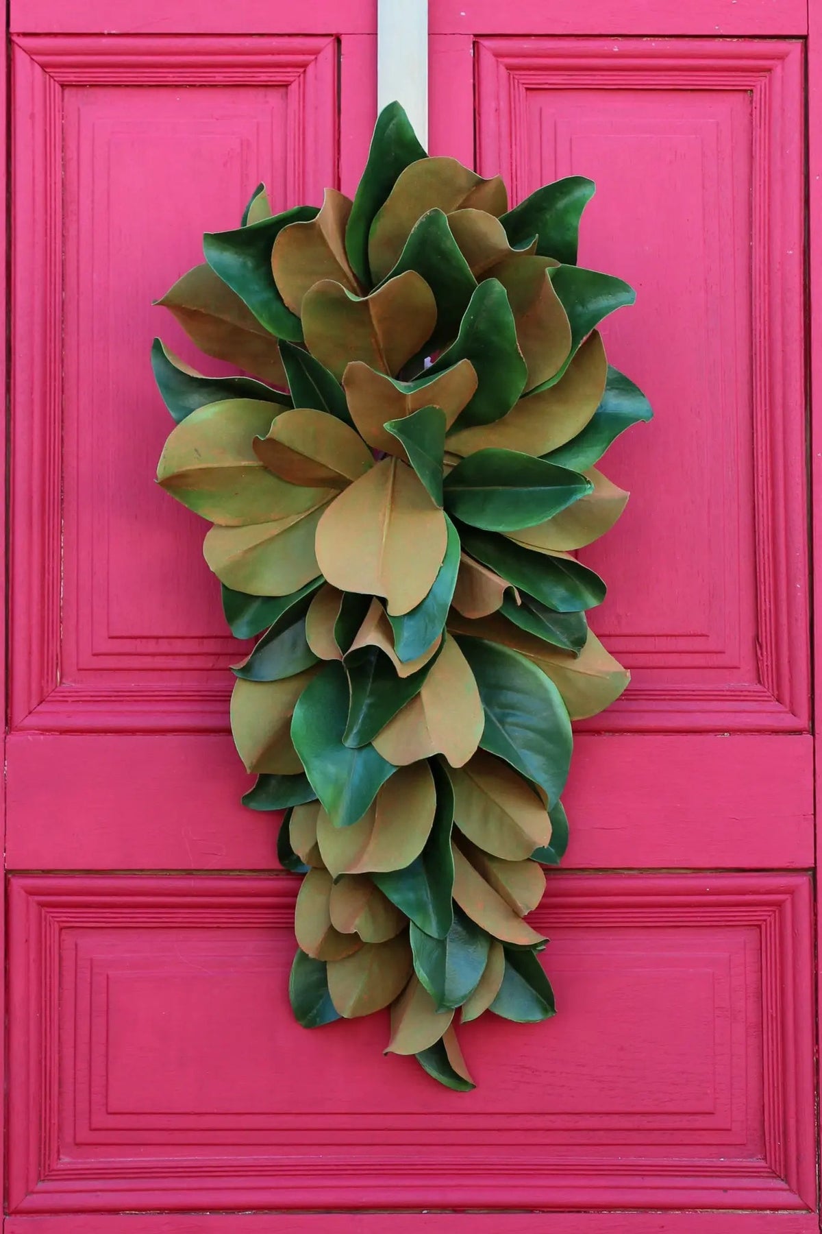 Yulemere Real Touch Magnolia Leaf All Seasons Teardrop Swag detail view 5