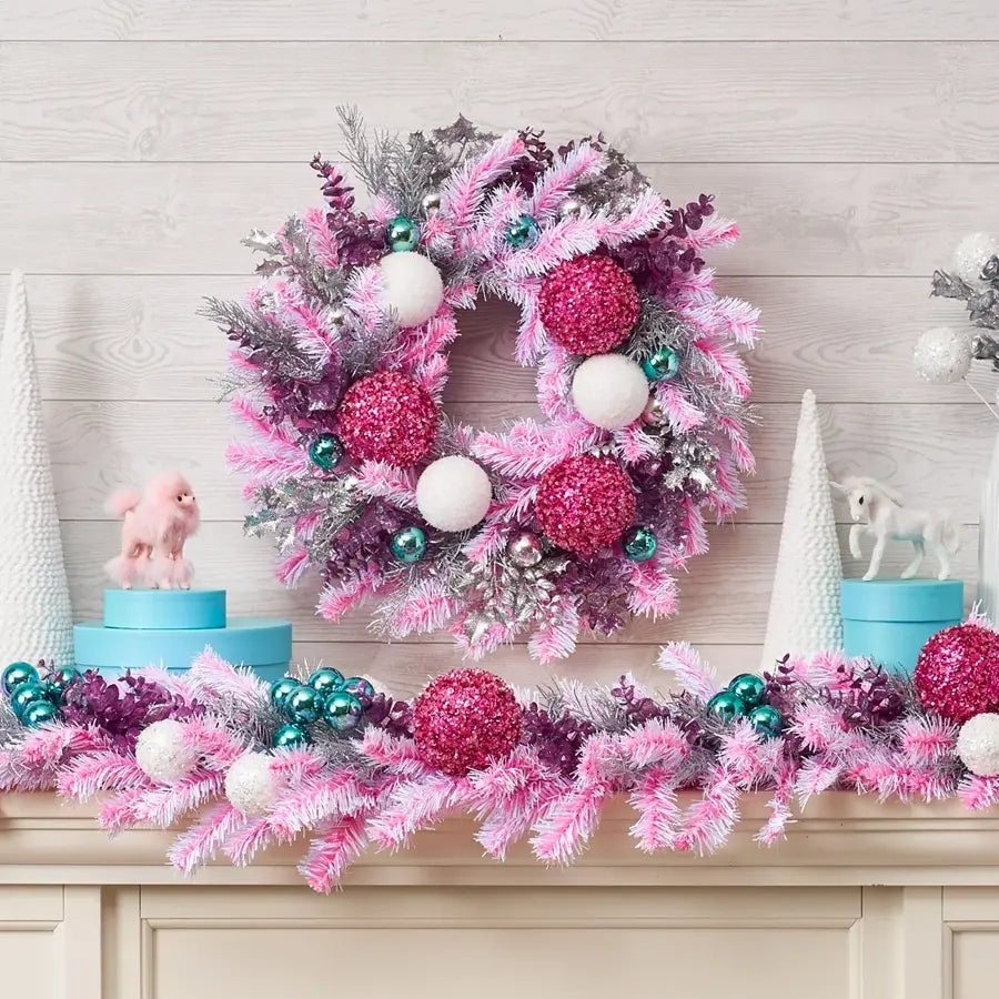 Yulemere The Dream House Glittered Metallic Pine Wreath detail view 2