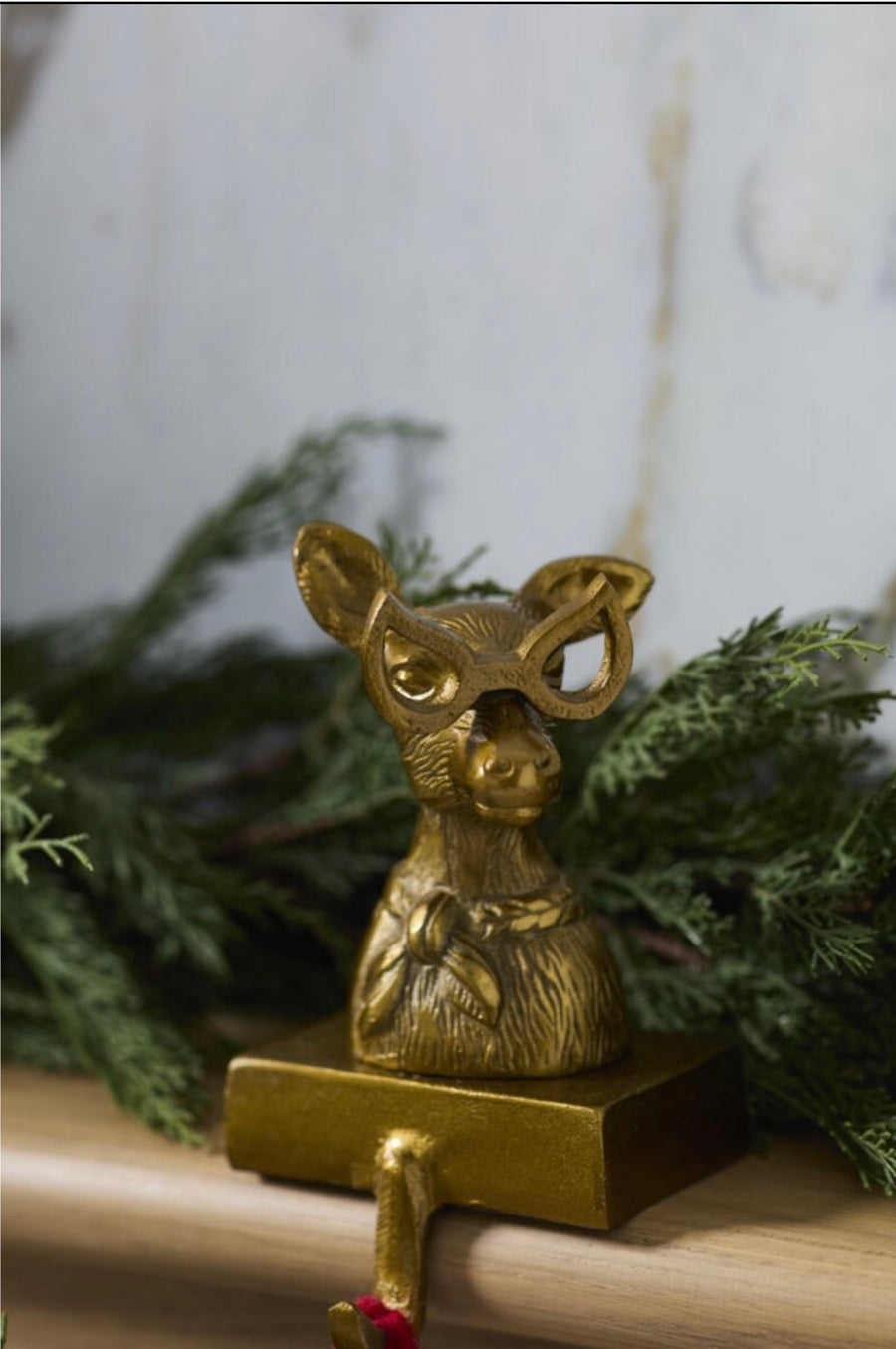 Yulemere Margie the Doe bronzed aluminum stocking holder overall view